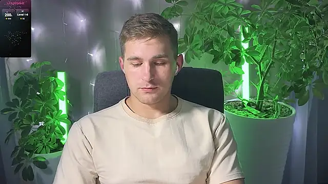 Sweeet  boy online show from 03.09.25