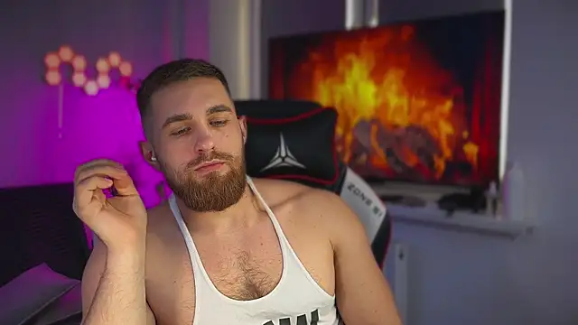 Snapshot of Sweeet__boy chatting on 02.05.26 Sweeet boy online show from 02.05.26