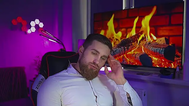 Snapshot of Sweeet__boy chatting on 02.18.26 Sweeet boy online show from 02.18.26