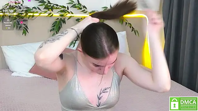 AmaliaBell online show from 10.25.25