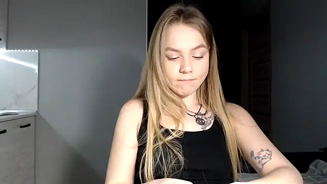 Snapshot of Sunbeam_ chatting on 03.03.26 Sunbeam online show from 03.03.26