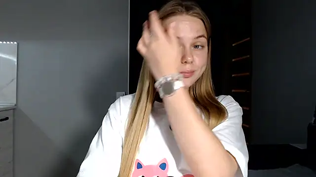 Snapshot of Sunbeam_ chatting on 06.16.26 Sunbeam online show from 06.16.26