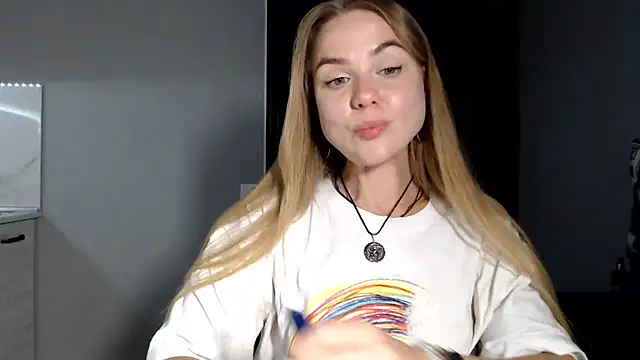 Snapshot of Sunbeam_ chatting on 07.22.26 Sunbeam online show from 07.22.26