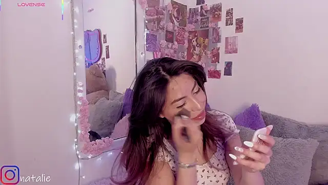 Snapshot of natalie_jaensen chatting on 09.20.25 natalie jaensen online show from 09.20.25