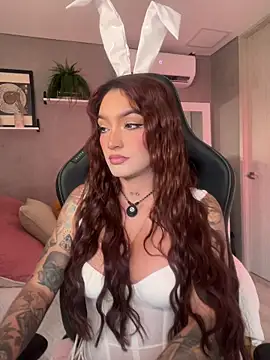 DaniDusan  online show from 04.04.26