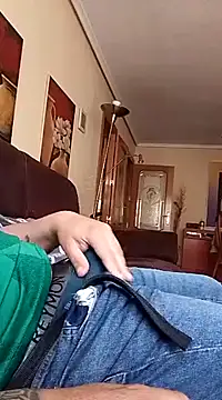 Snapshot of andres1925 chatting on 03.18.25 andres1925 online show from 03.18.25