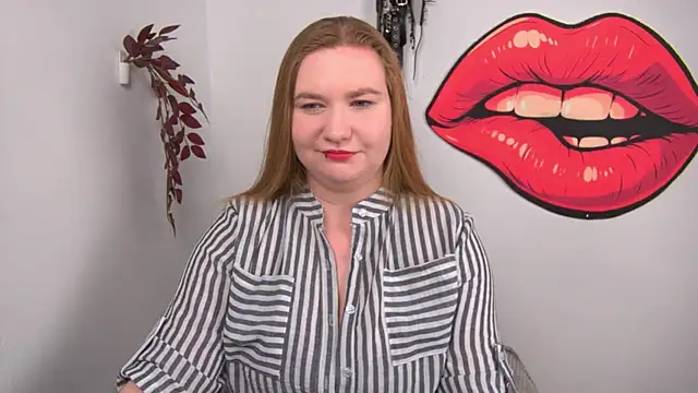 LaraDream online show from 05.13.26