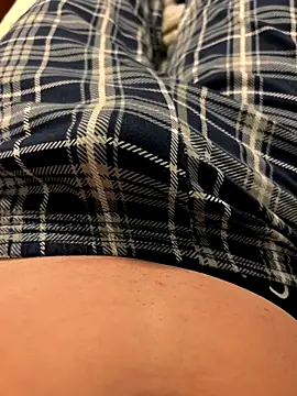 Snapshot of speedyg16 chatting on 11.28.25 speedyg16 online show from 11.28.25