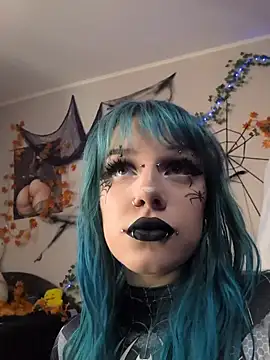 Snapshot of Silvia_Santorskii chatting on 10.30.25 Silvia Santorskii online show from 10.30.25