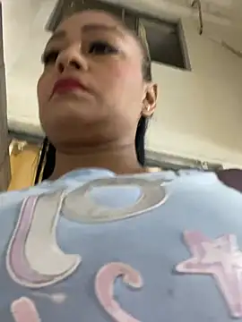 Snapshot of sofia_xxx02 chatting on 03.04.25 sofia xxx02 online show from 03.04.25