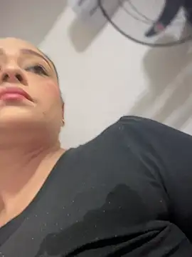 Snapshot of sofia_xxx02 chatting on 03.08.25 sofia xxx02 online show from 03.08.25