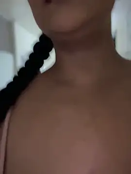 Snapshot of sofia_xxx02 chatting on 03.10.25 sofia xxx02 online show from 03.10.25