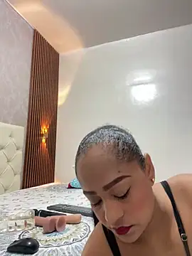 Snapshot of sofia_xxx02 chatting on 03.22.25 sofia xxx02 online show from 03.22.25