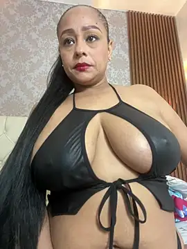 Snapshot of sofia_xxx02 chatting on 03.22.25 sofia xxx02 online show from 03.22.25