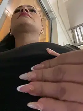 Snapshot of sofia_xxx02 chatting on 09.22.25 sofia xxx02 online show from 09.22.25