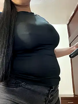 Snapshot of sofia_xxx02 chatting on 10.25.25 sofia xxx02 online show from 10.25.25