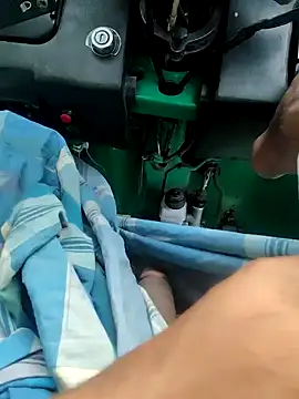 Snapshot of Kolkata___Boy chatting on 12.19.24 Kolkata   Boy online show from 12.19.24