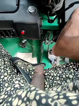 Snapshot of Kolkata___Boy chatting on 12.22.24 Kolkata   Boy online show from 12.22.24