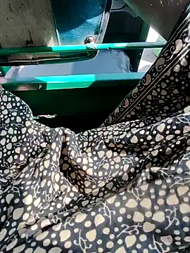 Snapshot of Kolkata___Boy chatting on 01.04.25 Kolkata   Boy online show from 01.04.25