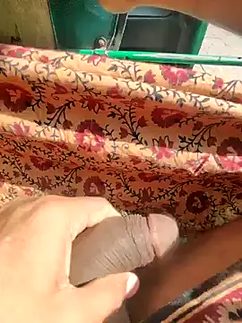 Snapshot of Kolkata___Boy chatting on 01.05.25 Kolkata   Boy online show from 01.05.25