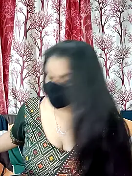 Snapshot of Jasmine_jaaan chatting on 10.13.25 Jasmine jaaan online show from 10.13.25