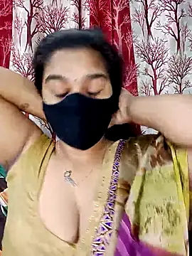 Snapshot of Jasmine_jaaan chatting on 10.14.25 Jasmine jaaan online show from 10.14.25